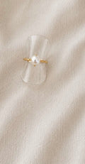 Bague ajustable en acier inoxydable avec perle blanche